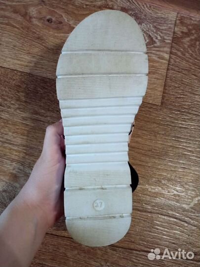 Босоножки для девочки