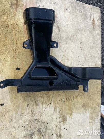 Воздухозаборник toyota camry 40