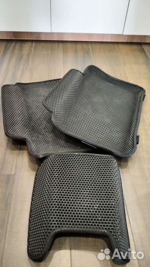 Автомобильные коврики eva