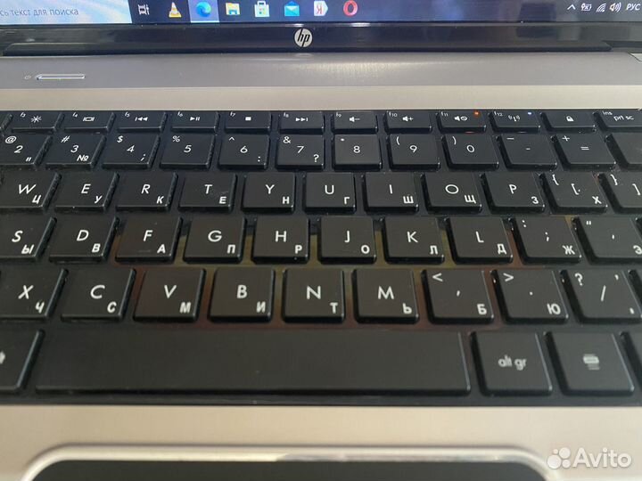Ноутбук HP в металлическом корпусе 4 ядра SSD