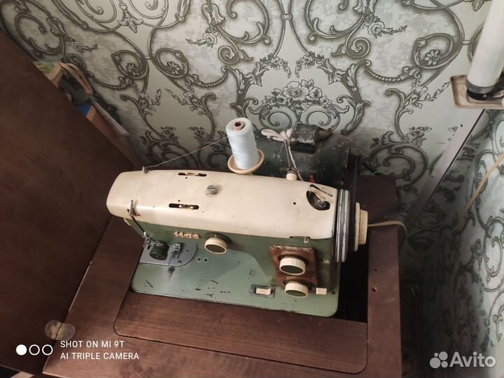 Швейная машинка veritas и трехниточный оверлок
