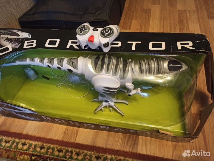 Динозавр roboraptor WowWee