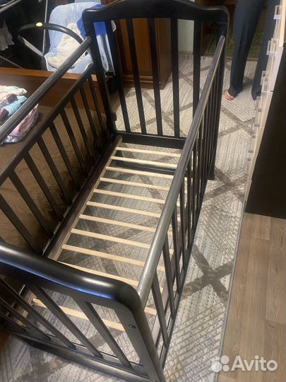 Детская кроватка кочалка