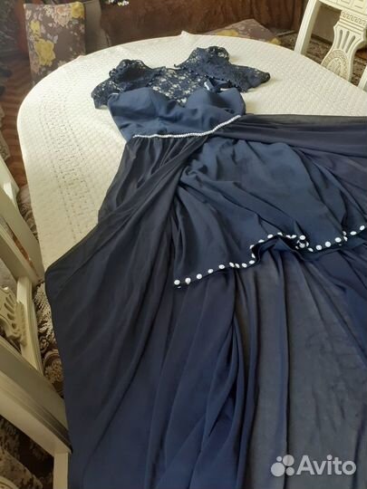 Вечернее платье
