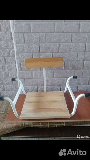 Сиденье для ванны