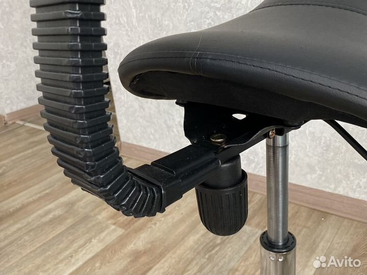 Стул седло для мастера