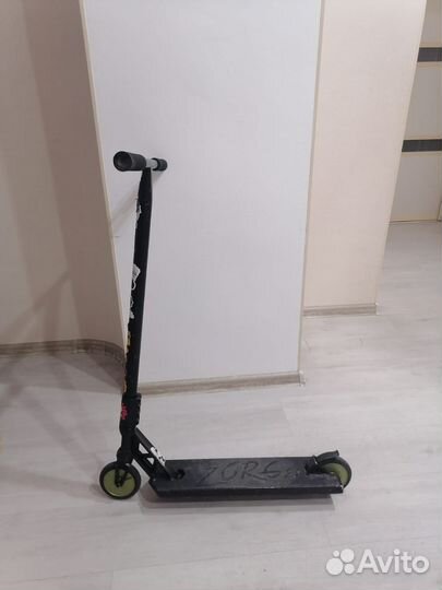 Трюковой самокат tech team zorg
