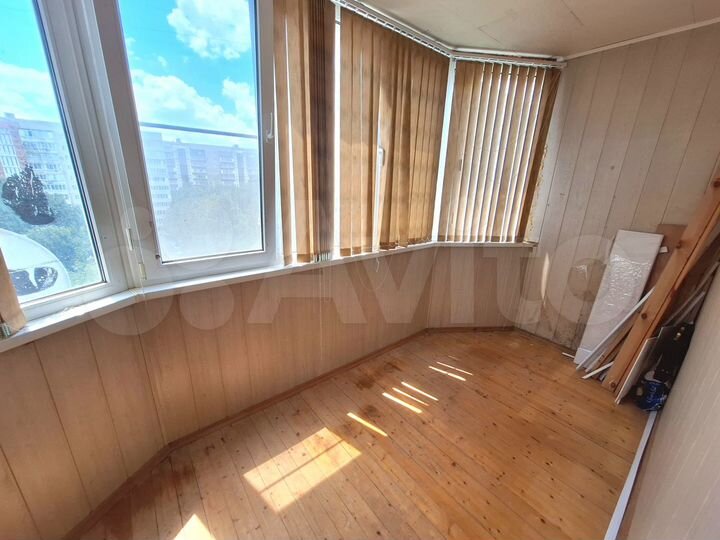 2-к. квартира, 100 м², 7/10 эт.