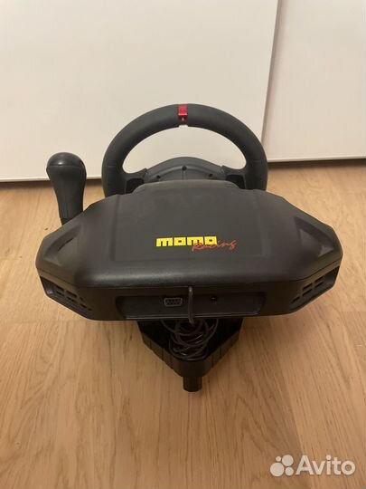 Игровой руль logitech momo racing