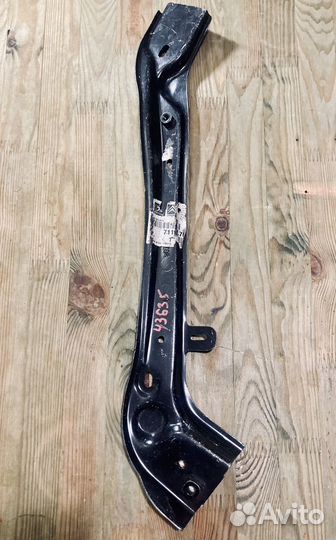 Кронштейн фары передний левый Peugeot 307