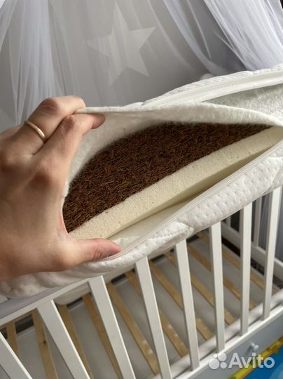 Детская кроватка