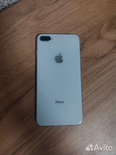 Телефон iPhone 8 plus