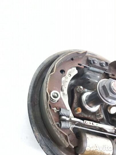 Цапфа задняя левая Renault Logan Stepway