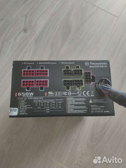 Блок питания Thermaltake Evo Blue 650 W
