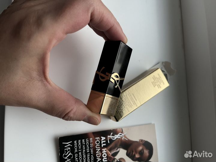 Губная помада yves saint laurent YSL the bold