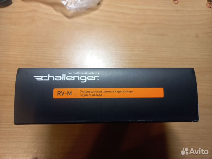 Камера заднего обзора Challenger RV-M