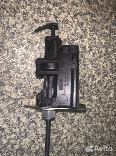 Актуатор лючка бензобака LADA Vesta