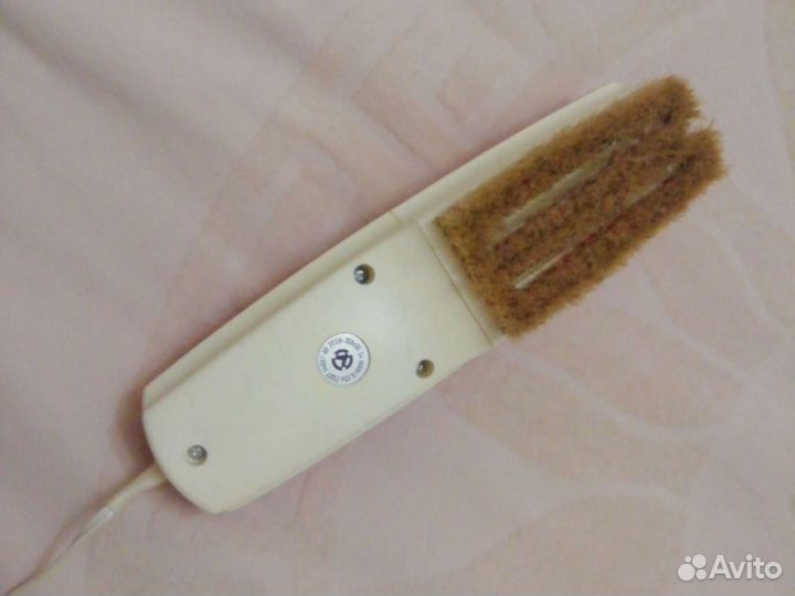 Электрощётка для одежды