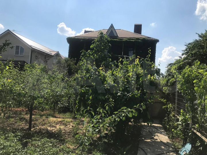 Дом 359 м² на участке 10 сот.