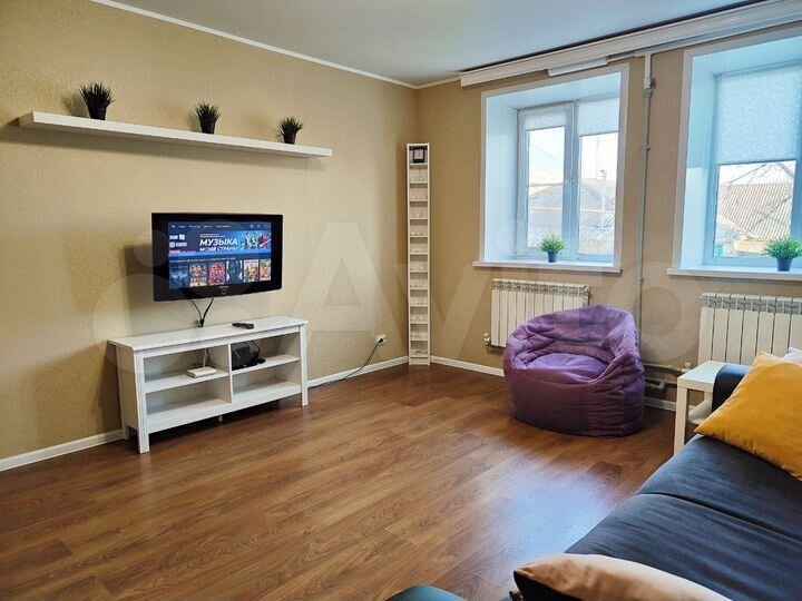 2-к. квартира, 54 м², 2/2 эт.