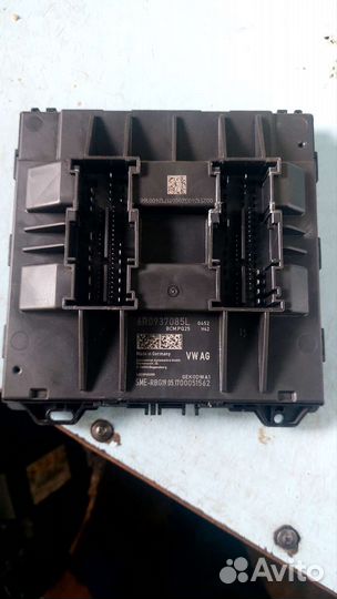 Блок комфорта. Volkswagen Polo 5.6R0937085L