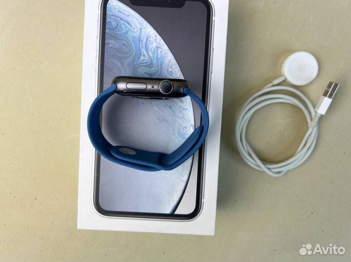 Часы apple watch 4 44 mm акб 88