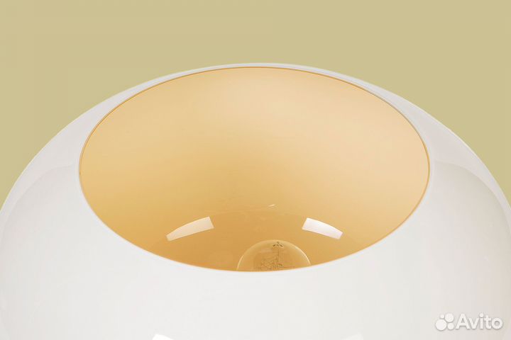 Лампа настольная винтаж из Европы