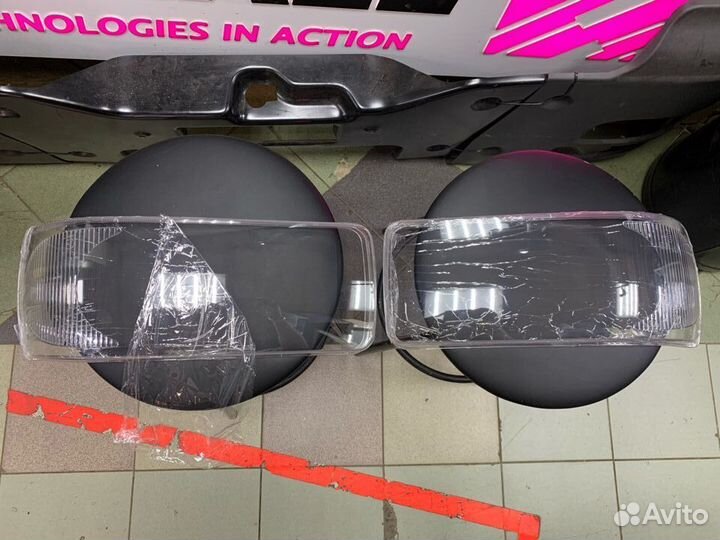 Стекло фары Daf CF XF65 75 85 95 105