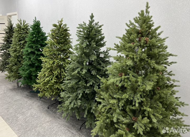 Ель искусственная литая (новая)