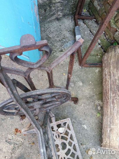 Станина от швейной машинки Л. Фишманъ