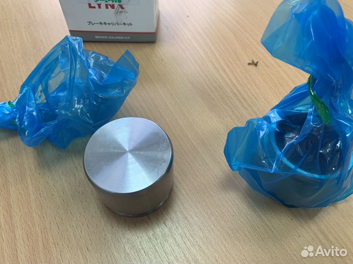 Поршень тормозного суппорта переднего 57MM (2шт)