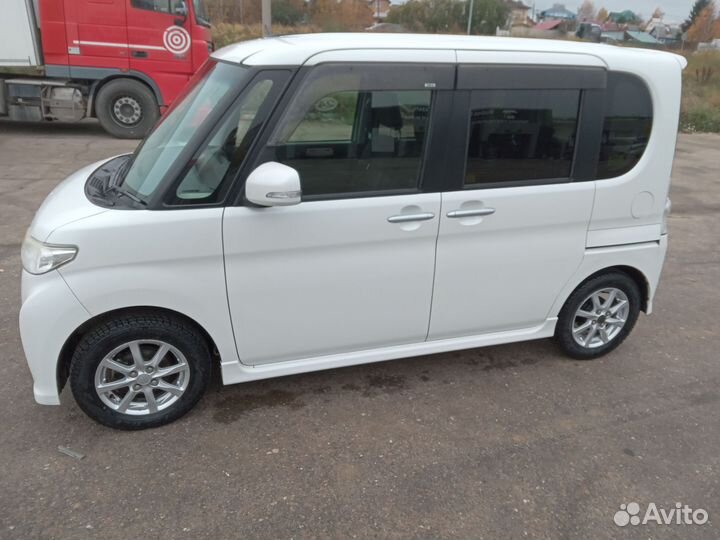 Daihatsu Tanto 0.7 CVT, 2013, 125 000 км