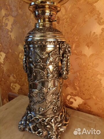 Старинная керосиновая лампа