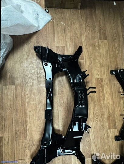 Пoдрамни задний Мitsubishi Outlander 1 (Арт.27506)