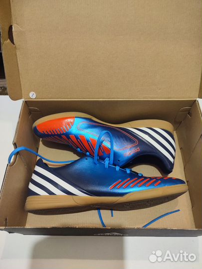 Футзалки Adidas 42,43размер