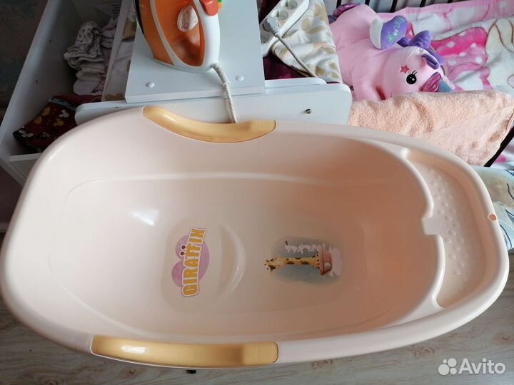 Ванночка для купания новорожденного