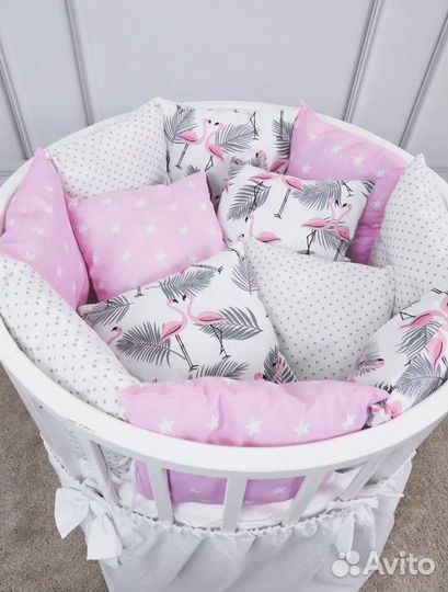 Бортики для девочки в кроватку