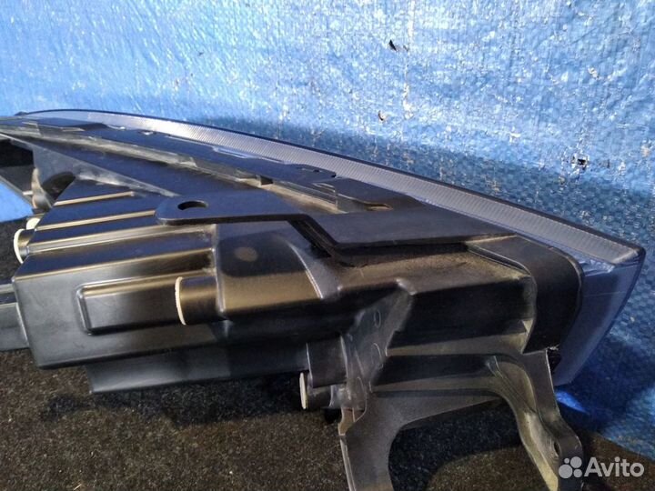 Фара левая Granta