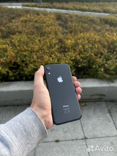 iPhone Xr, 128 ГБ
