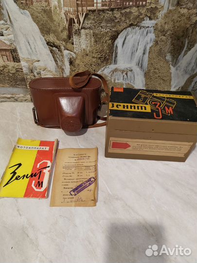 Плёночный фотоаппарат Зенит 3м