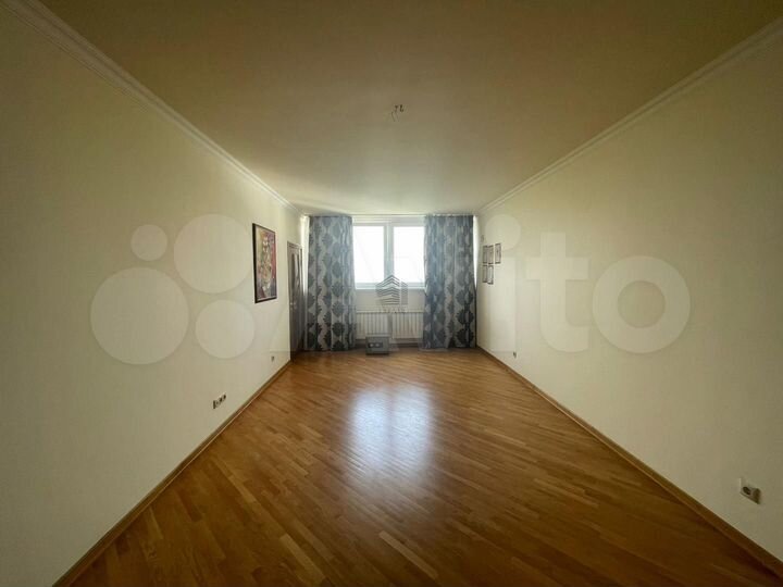 3-к. квартира, 130 м², 21/24 эт.