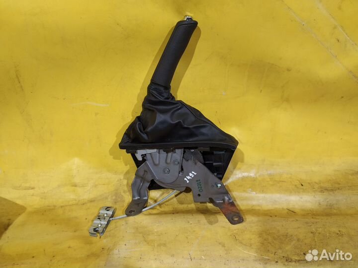 Рычаг стояночного тормоза Subaru XV Субару икс-в