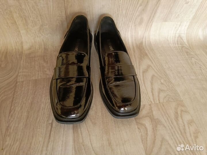 Лакированные туфли instreet 37р