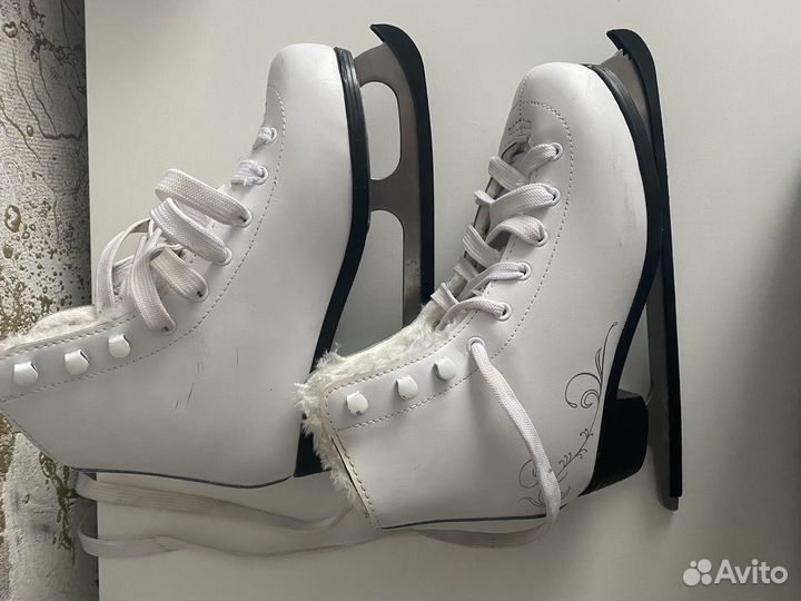 Коньки для фигурного катания