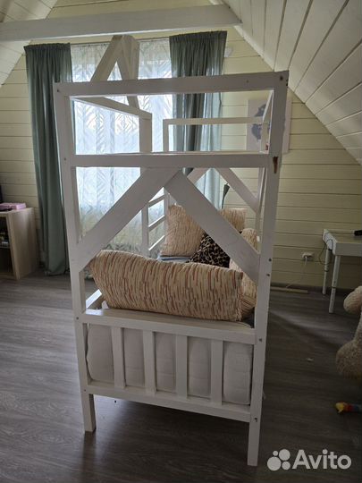 Двухъярусная кровать бу с матрасами