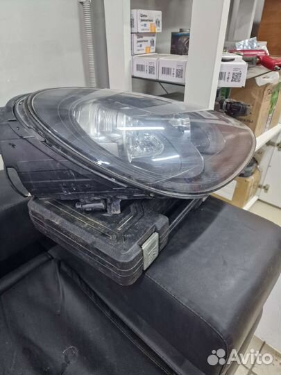 Фары на porsche cayenne 958 чёрная 7P5941032BB