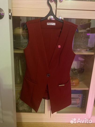 Брючный костюм бордо