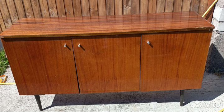 Тумба под тв, Ретро