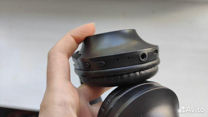 Беспроводные Bluetooth наушники