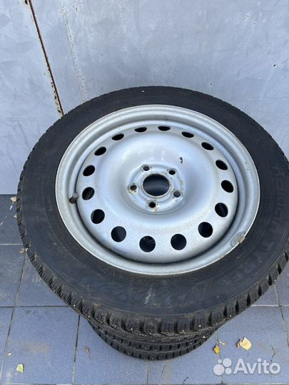 Nokian hakkapeliitta 9 215 55 r17